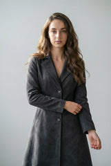 Teresa – Iconic Timeless Trench Coat with a Figure-Flattering Silhouette