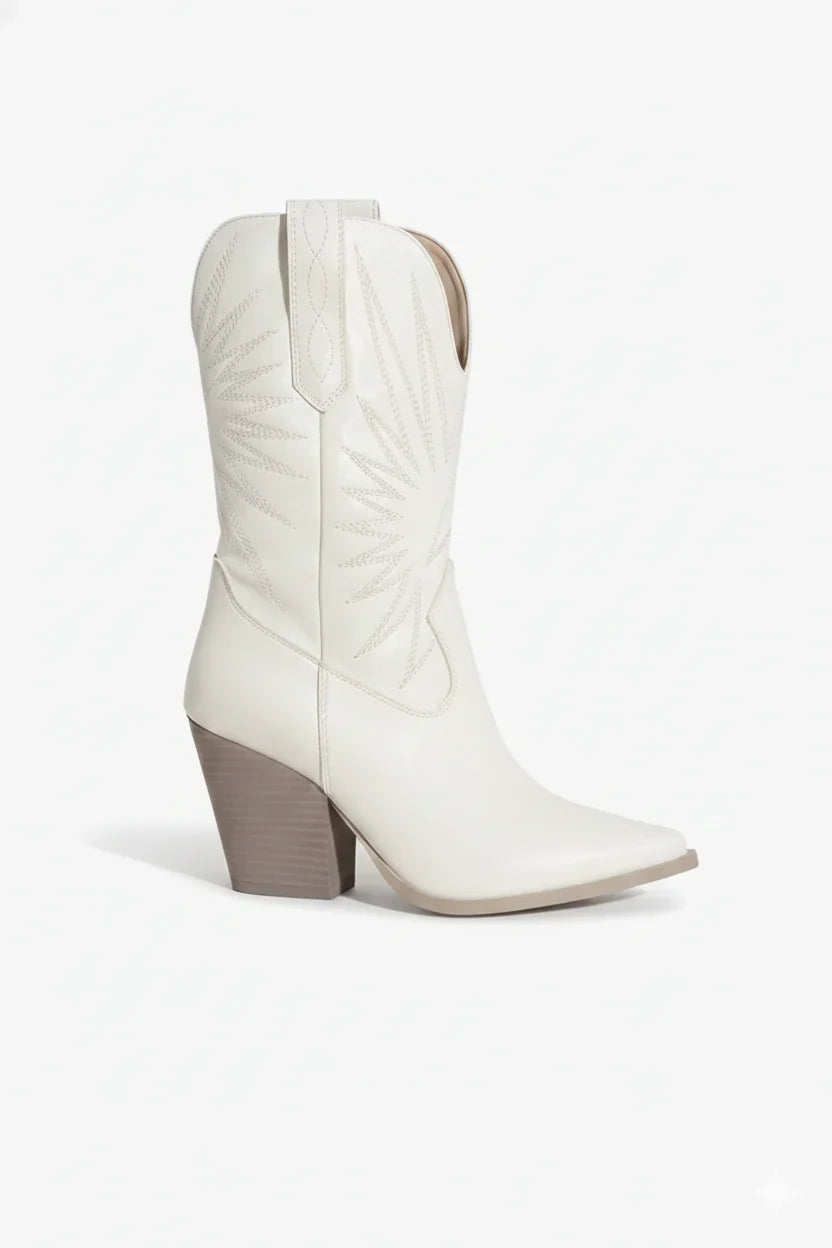 Emersyn Starburst White Western Boots